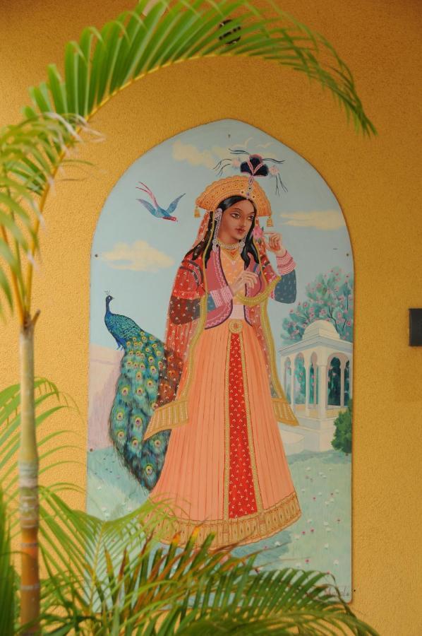 Hotel Maharajah Mamoudzou Ngoại thất bức ảnh
