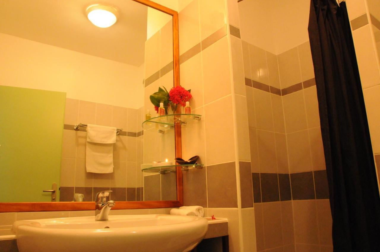 Hotel Maharajah Mamoudzou Phòng bức ảnh
